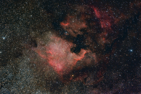 Nébuleuse en émission, région HII distante de 2 590 années-lumière de la Terre - Magnitude apparente 5<br />30/08/2025 D810A - 25 photos, 200mm, pause 20 secondes, 3200 iso